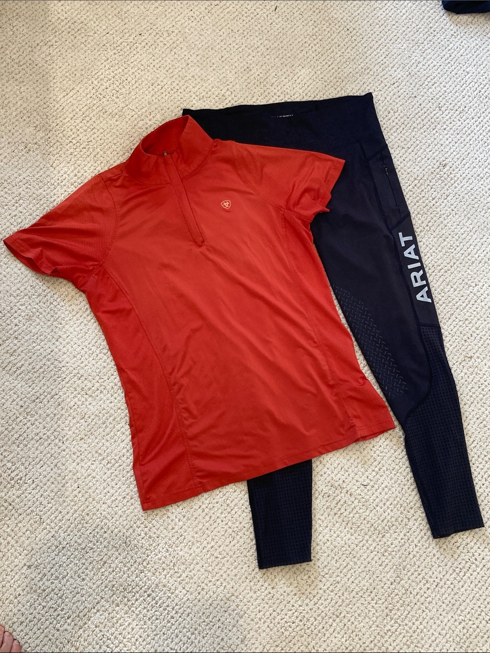 AriatTEK Heat Series Women’s Performance Polo & Riding Leggings Set – Size Large